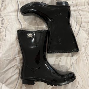COPY - New UGG 'Sienna' Rain Boots Size 9 Black